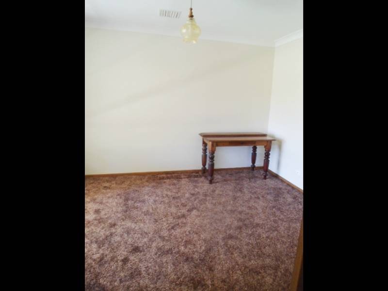 67 Rodeo Drive, Cootamundra NSW 2590