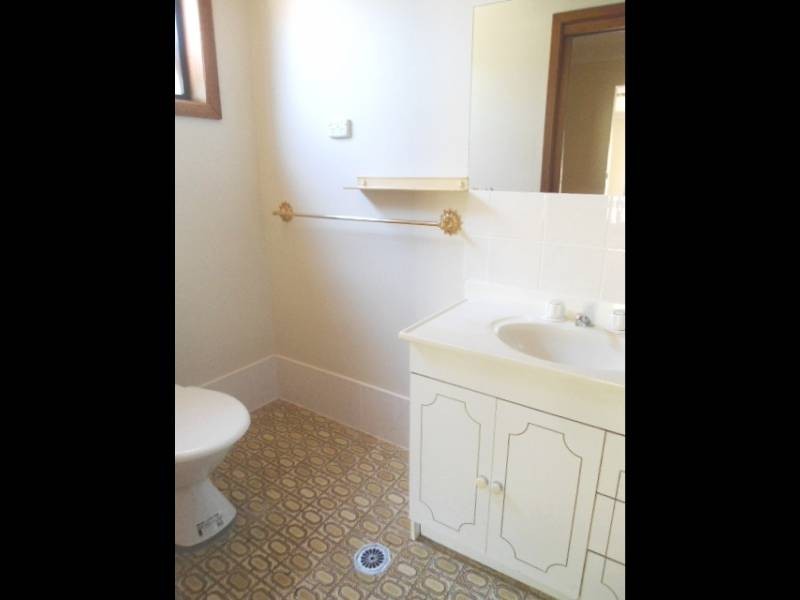67 Rodeo Drive, Cootamundra NSW 2590