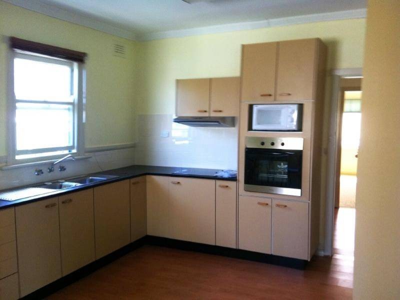 16 Margaret Street, Cootamundra NSW 2590