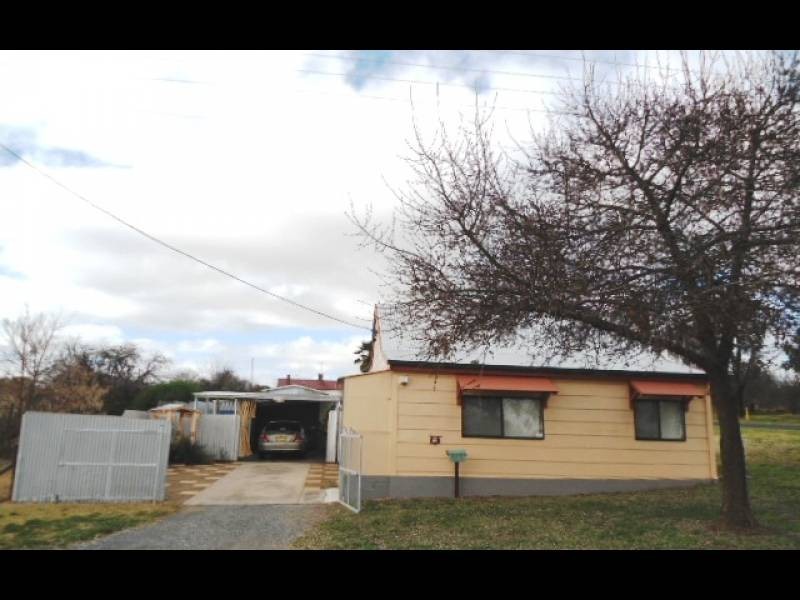 28 Iris Street, Murrumburrah NSW 2587