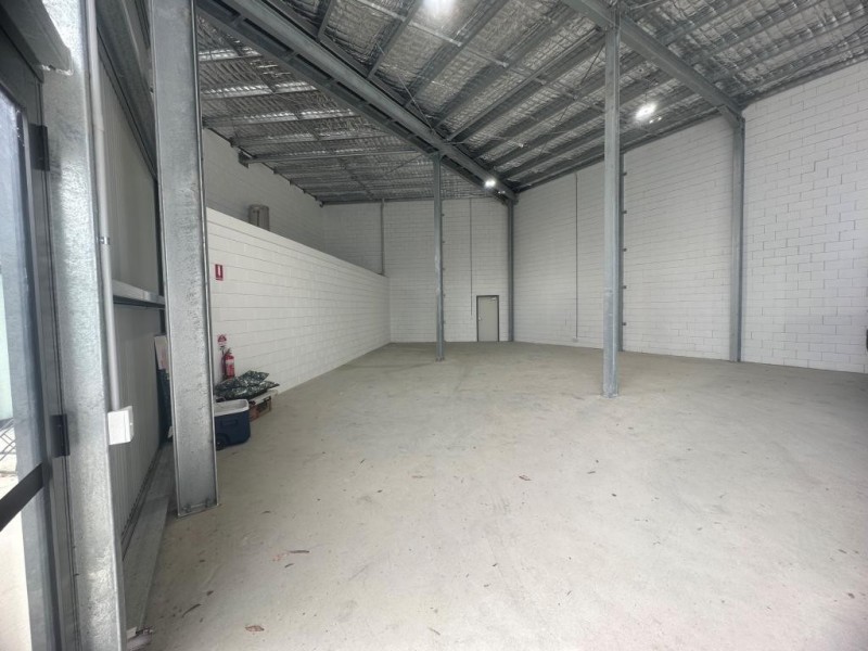 16/4 Colony Cl, Tuggerah NSW 2259