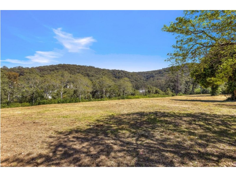6 Nells Rd, West Gosford NSW 2250