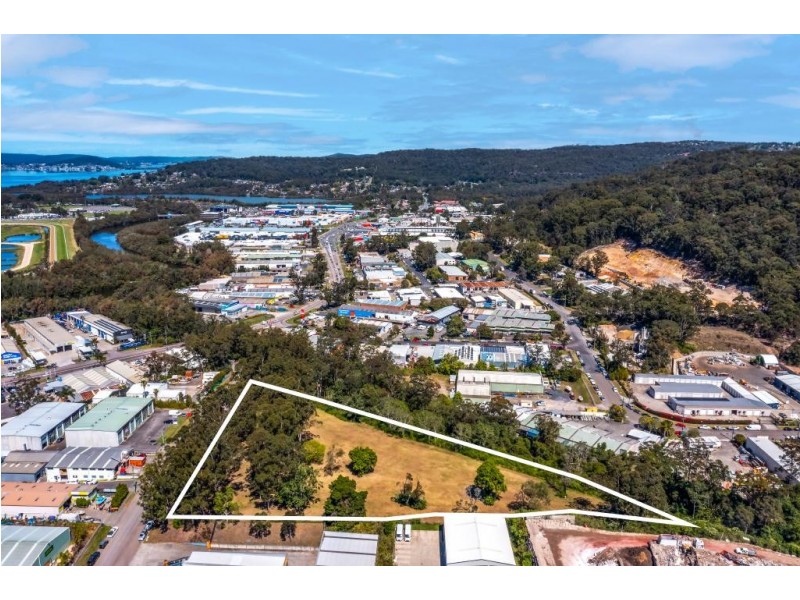 6 Nells Rd, West Gosford NSW 2250