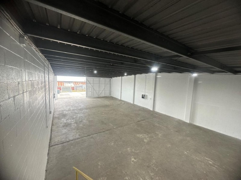 3/6 Bluegum Cl, Tuggerah NSW 2259