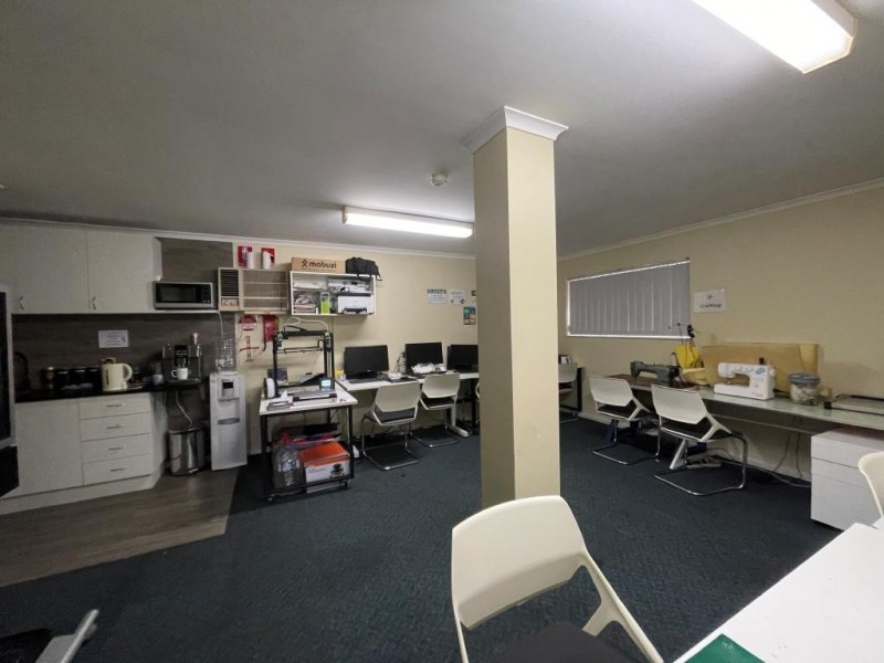 4/6 Davids Cl, Somersby NSW 2250