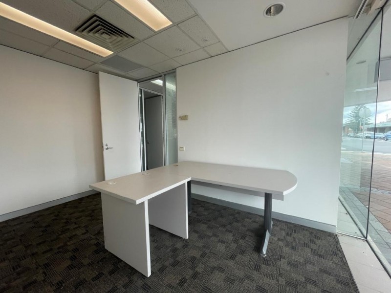40 Blackwall Rd, Woy Woy NSW 2256
