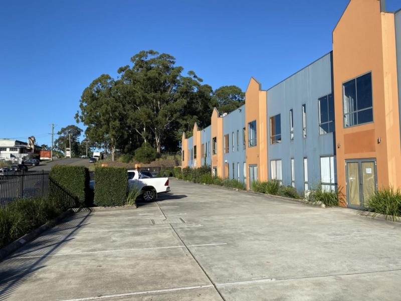 2/18 Nells Rd, West Gosford NSW 2250