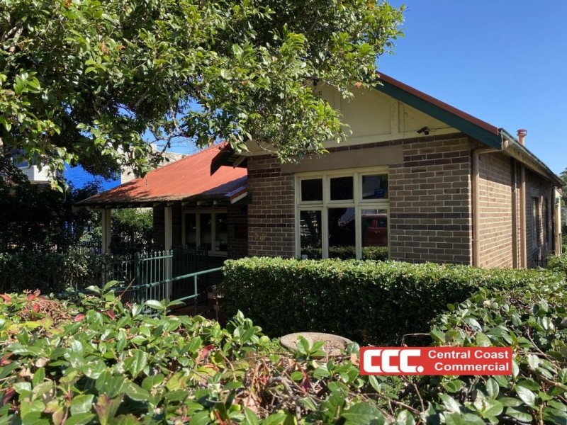 350 Mann St, Gosford NSW 2250