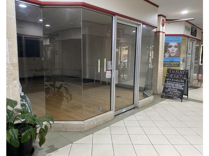 Shop 12/134 Mann St, Gosford NSW 2250