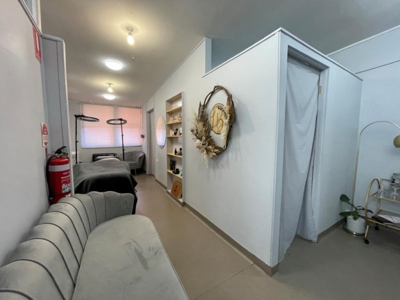 2ab/100-104 Pacific Highway, Wyong NSW 2259