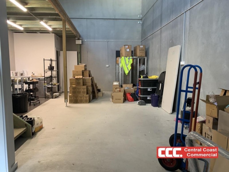 6/4 Dell Rd, West Gosford NSW 2250