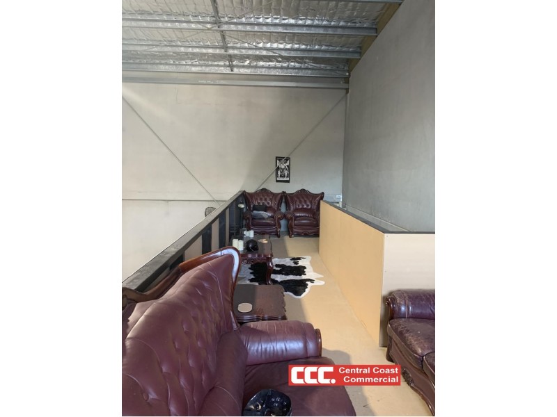7/4 Dell Rd, West Gosford NSW 2250
