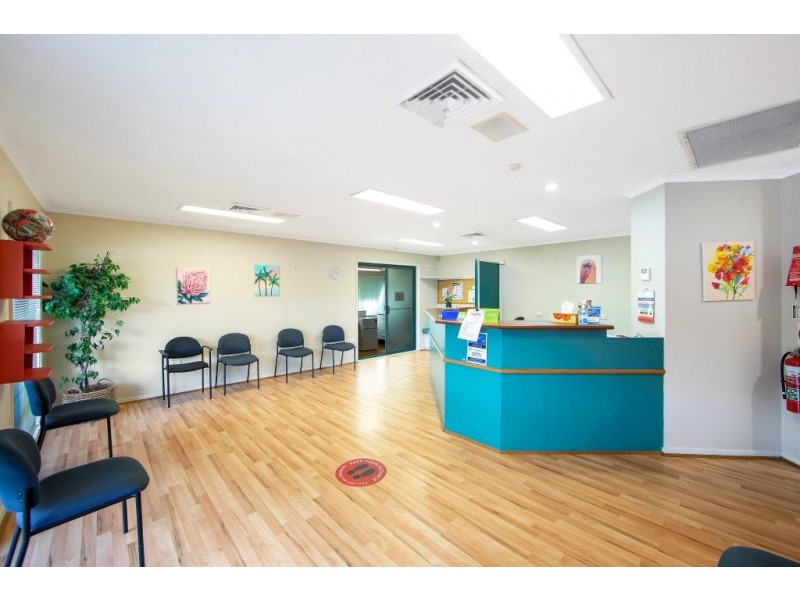 56-60 Karalta Rd, Erina NSW 2250