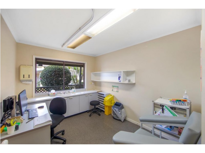 56-60 Karalta Rd, Erina NSW 2250