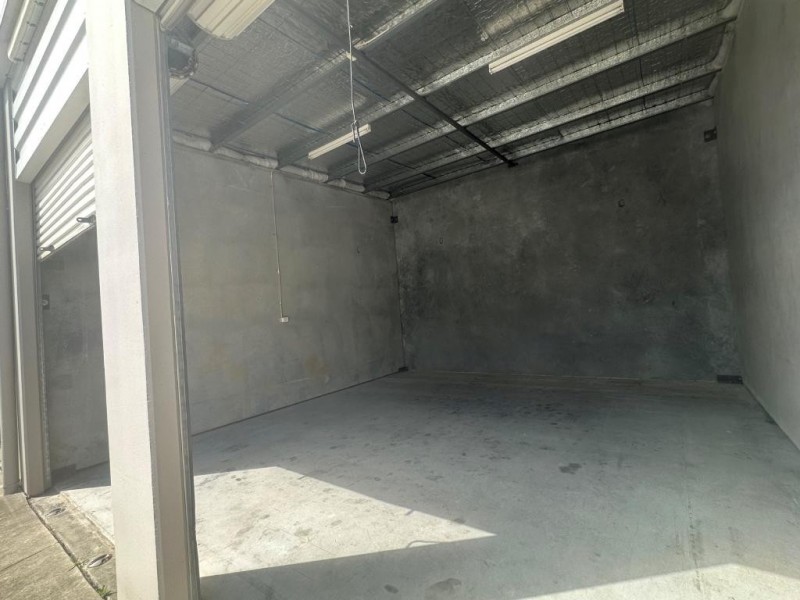 26 & 27/20 Tathra St, West Gosford NSW 2250