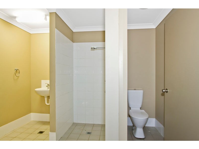 26 & 27/20 Tathra St, West Gosford NSW 2250