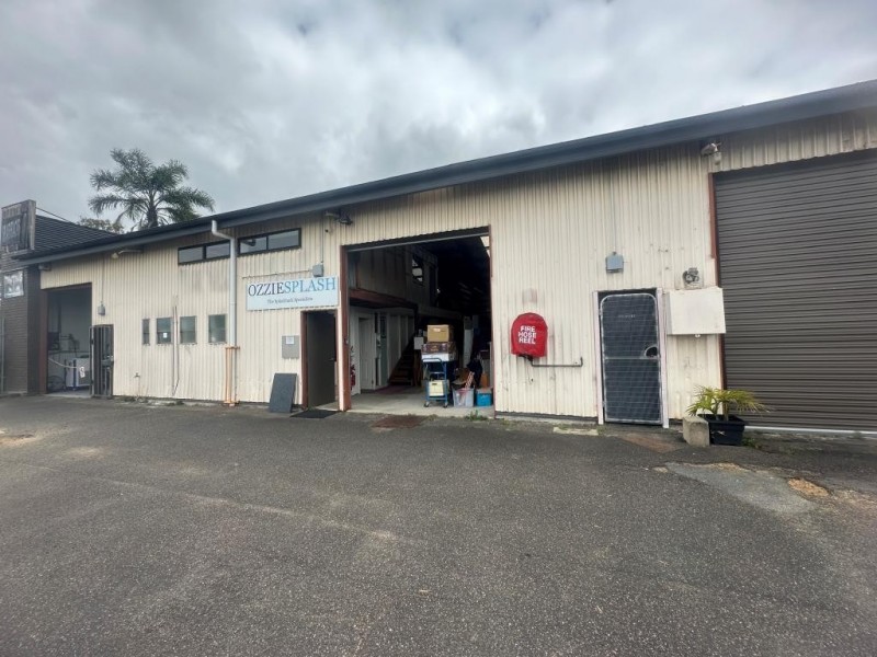 2/13 Grieve Rd, West Gosford NSW 2250