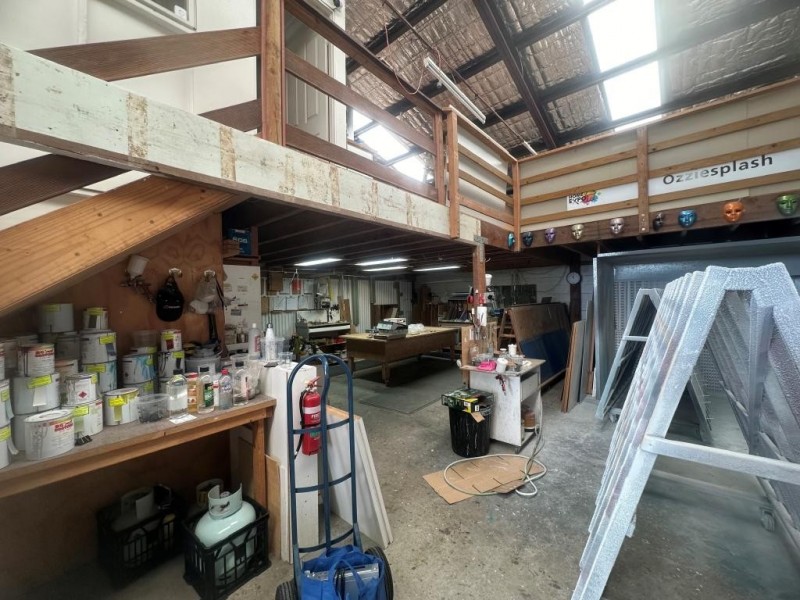 2/13 Grieve Rd, West Gosford NSW 2250