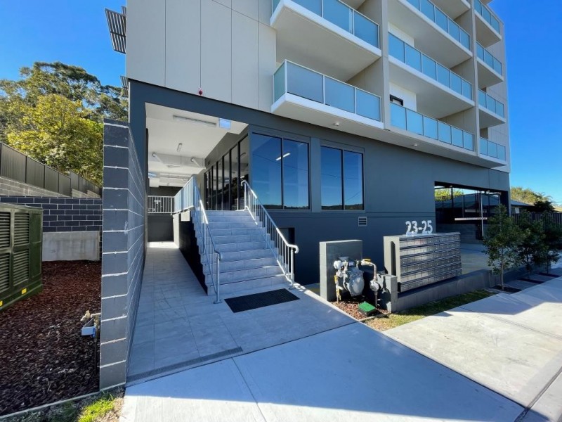 23-25 Young St, West Gosford NSW 2250