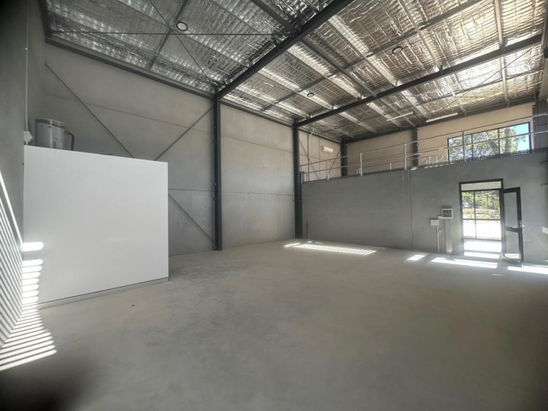 1-3/9 Blackett St, West Gosford NSW 2250