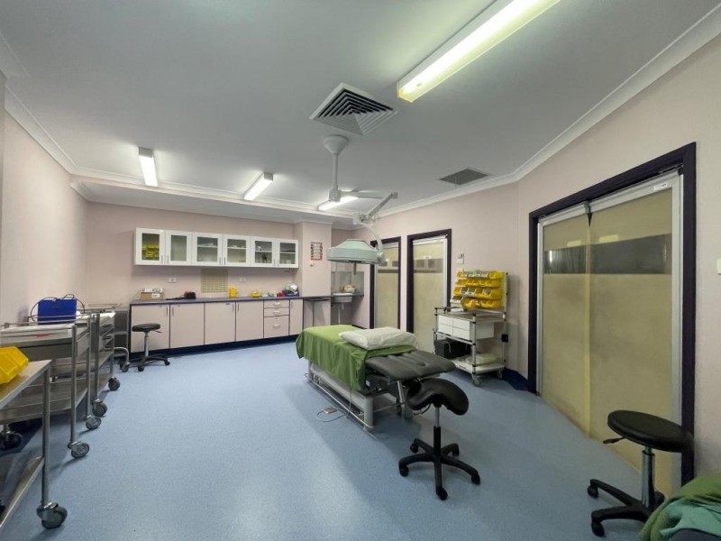 8/4 Mitchell Dr, Kariong NSW 2250