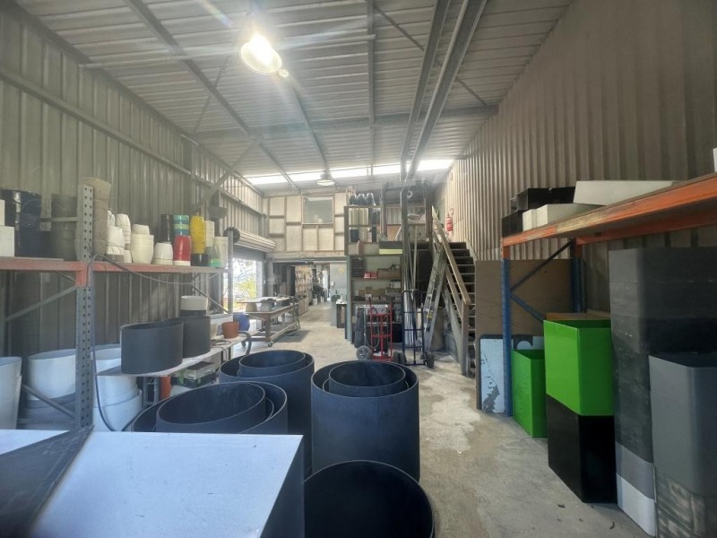 1B/6 Davids Cl, Somersby NSW 2250