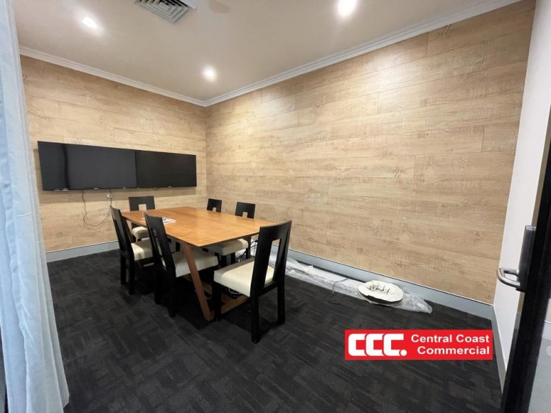 1/3a Racecourse Road, West Gosford NSW 2250