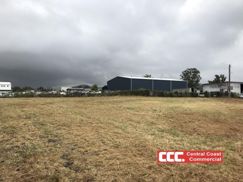 8 McPherson Road, Tuggerah NSW 2259