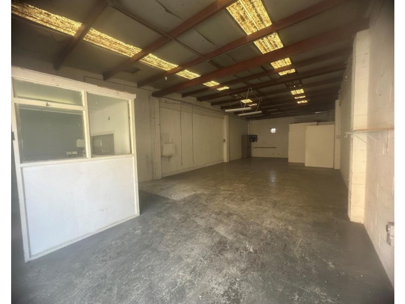 4/16 Grieve Rd, West Gosford NSW 2250