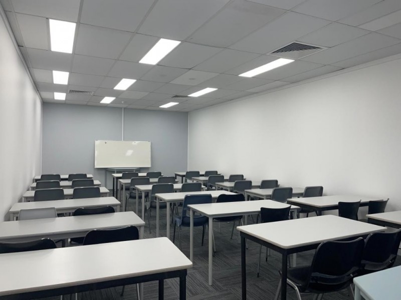 Level 2/5 Watt St, Gosford NSW 2250