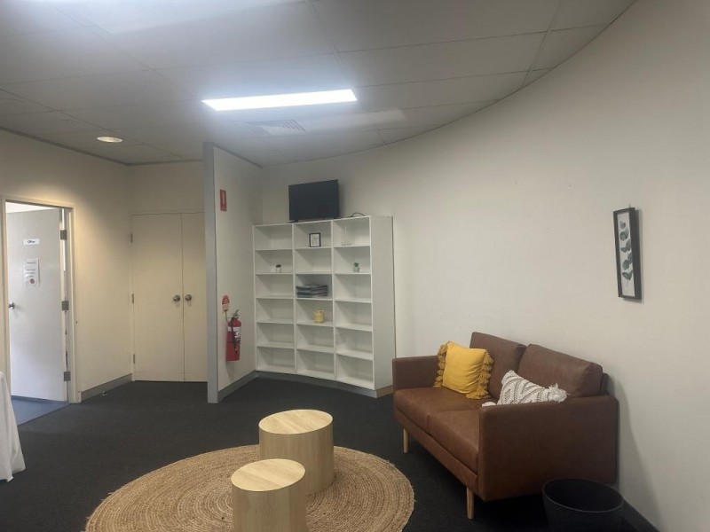 Suite 2/4 Watt St, Gosford NSW 2250