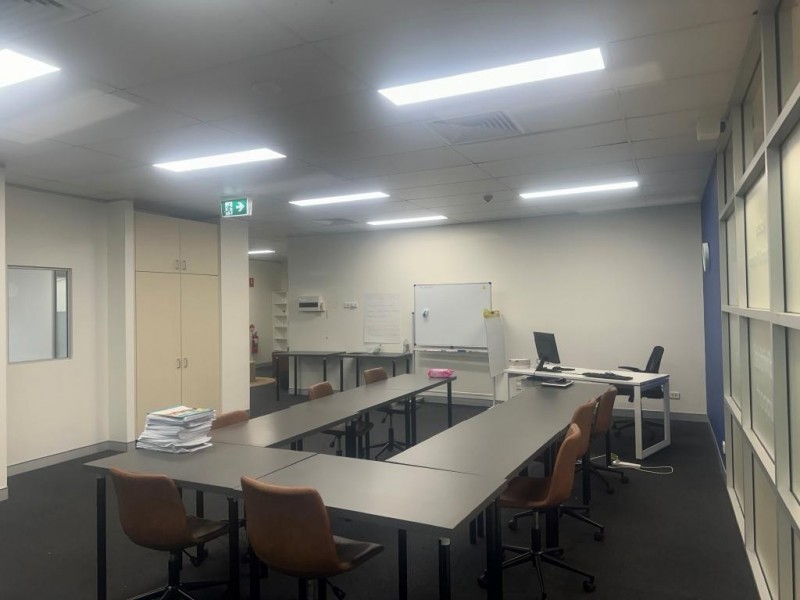 Suite 2/4 Watt St, Gosford NSW 2250