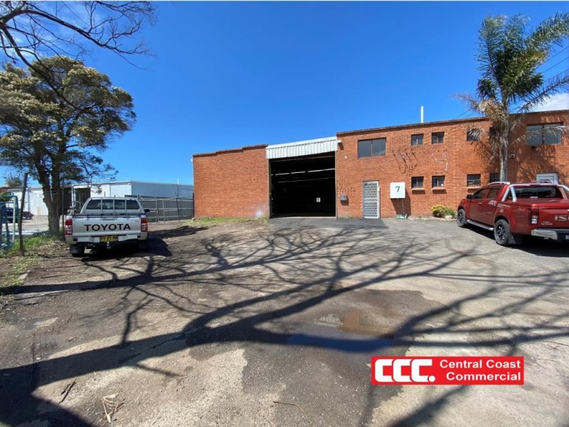 1/7 Bluegum Close, Tuggerah NSW 2259