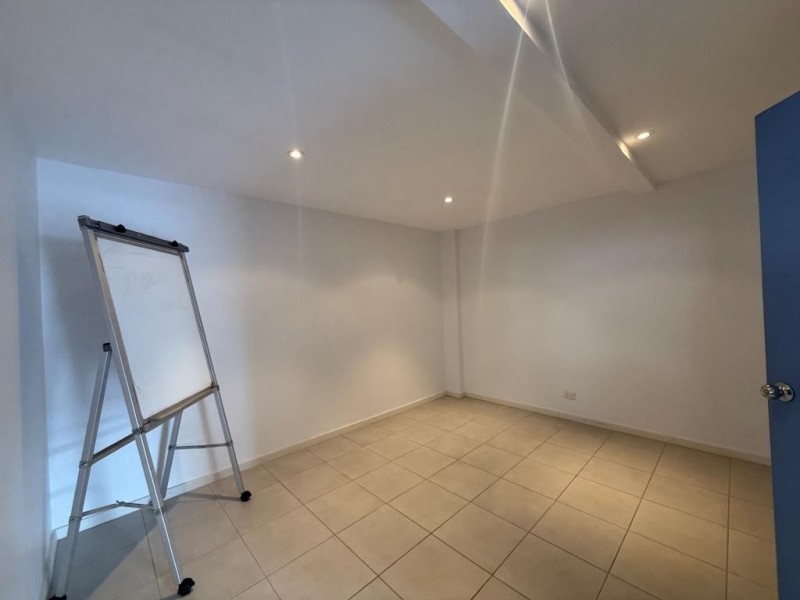 2/342 Mann St, Gosford NSW 2250