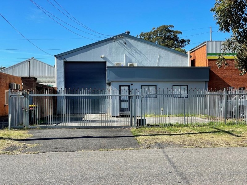 90 Showground Rd, North Gosford NSW 2250