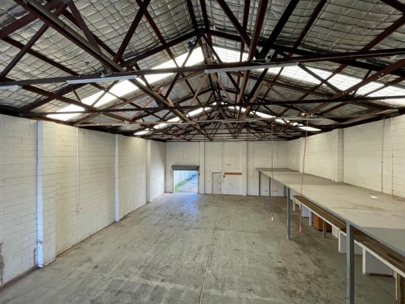 90 Showground Rd, North Gosford NSW 2250