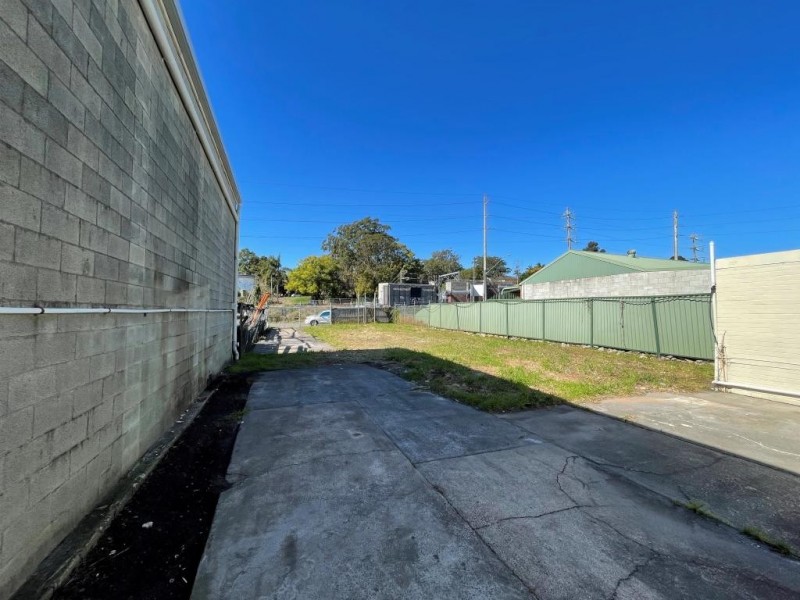 90 Showground Rd, North Gosford NSW 2250