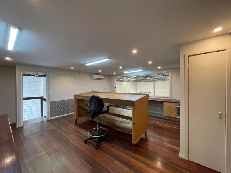 90 Showground Rd, North Gosford NSW 2250