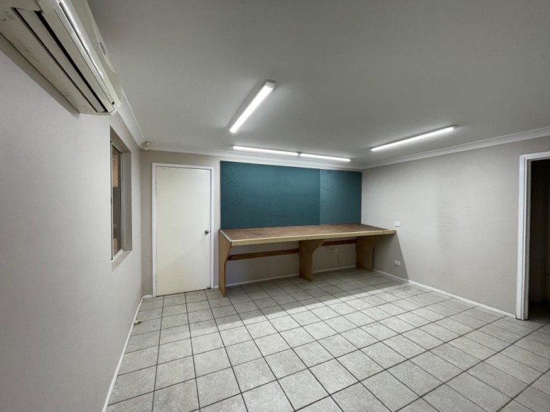 90 Showground Rd, North Gosford NSW 2250