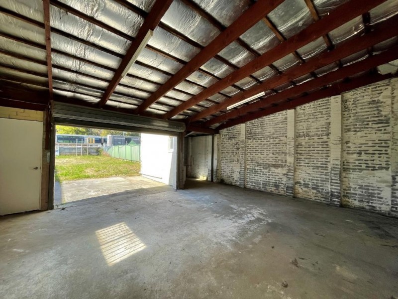 90 Showground Rd, North Gosford NSW 2250