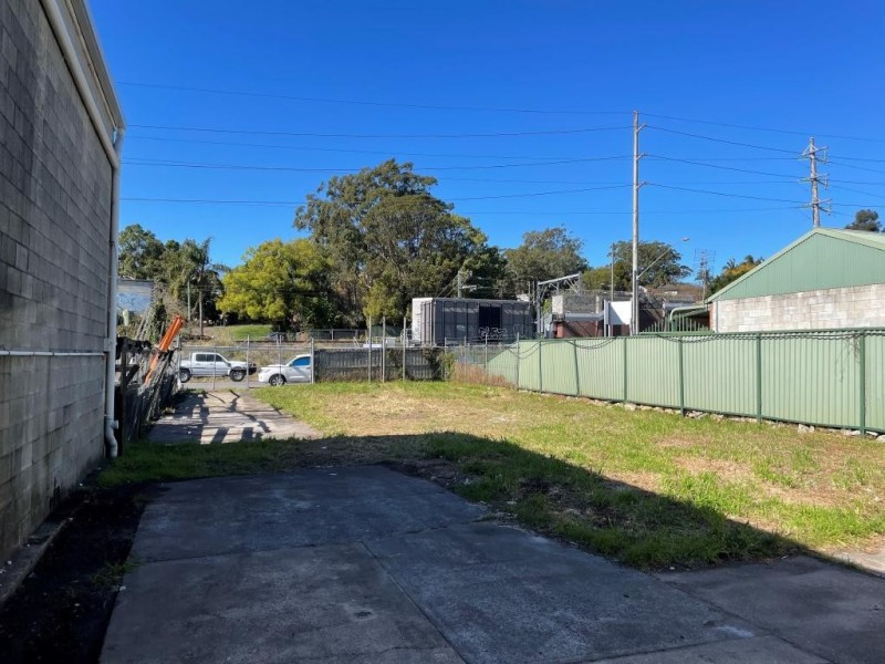 90 Showground Rd, North Gosford NSW 2250