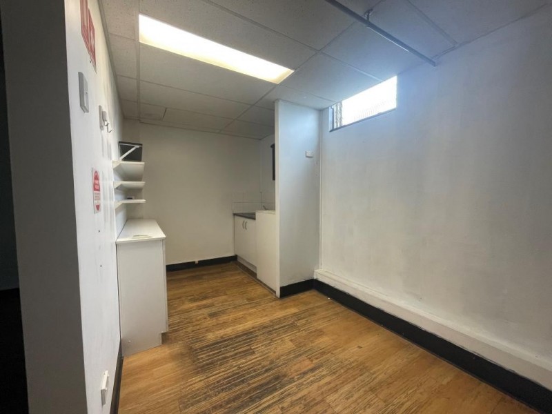 Shop 13/134 Mann St, Gosford NSW 2250