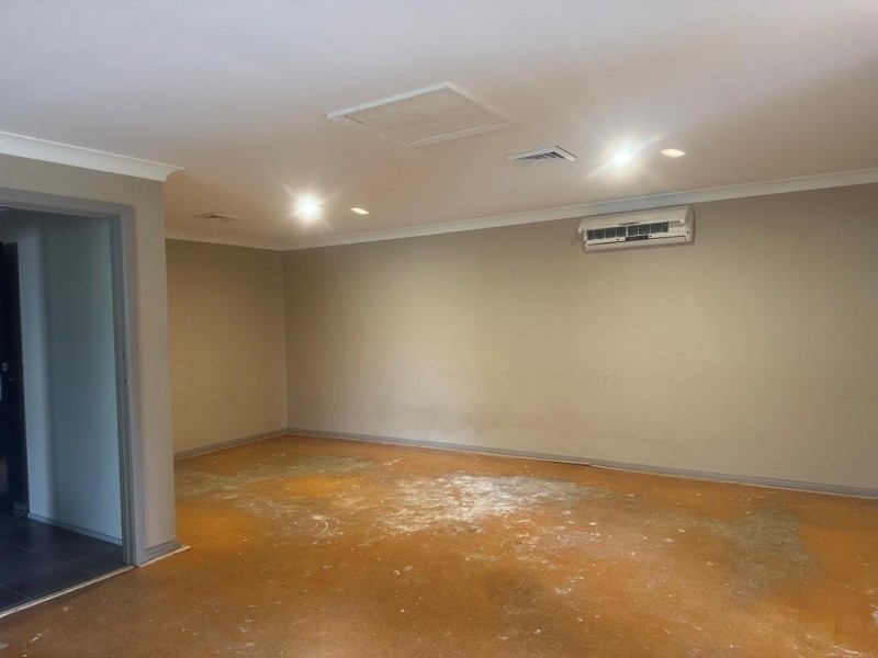 6 Stockyard Pl, West Gosford NSW 2250