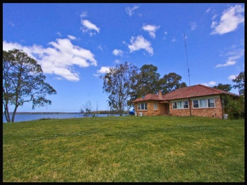 Mannering Park NSW 2259