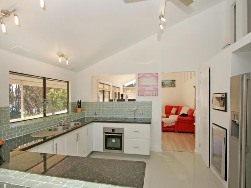 Chain Valley Bay NSW 2259