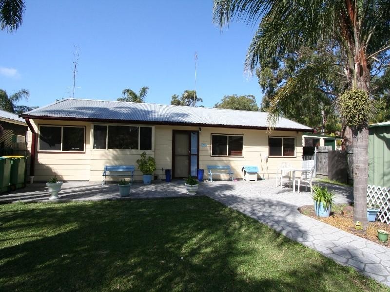 Kingfisher Shores NSW 2259