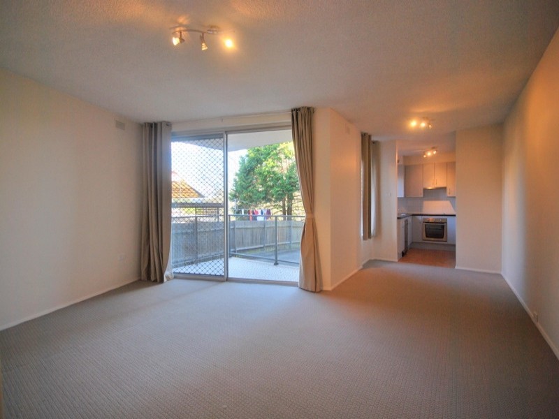 1/146 Albany Street, Point Frederick NSW 2250