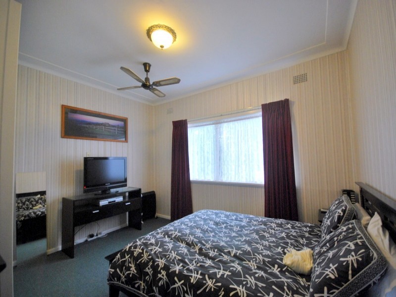 10 Thornley Street, Wyoming NSW 2250