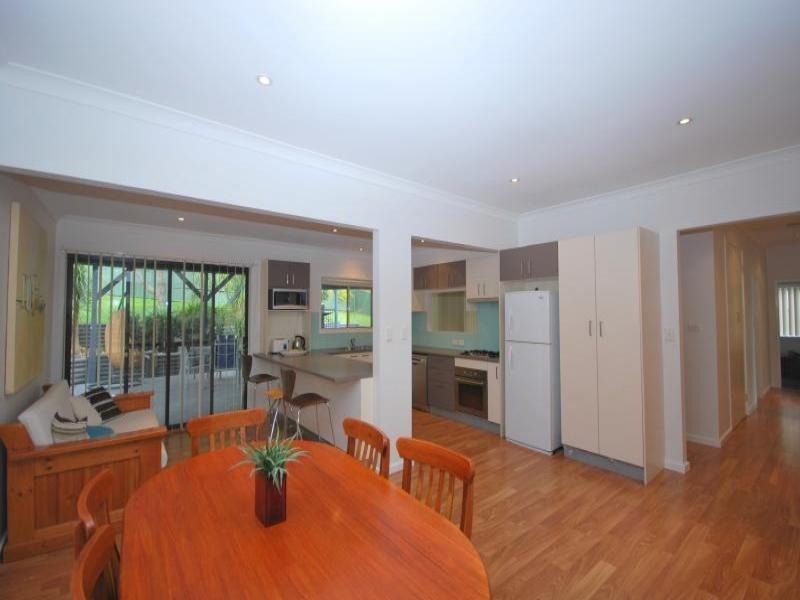 12 Barree Close, Narara NSW 2250