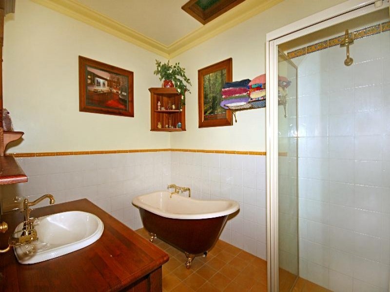 Lisarow NSW 2250